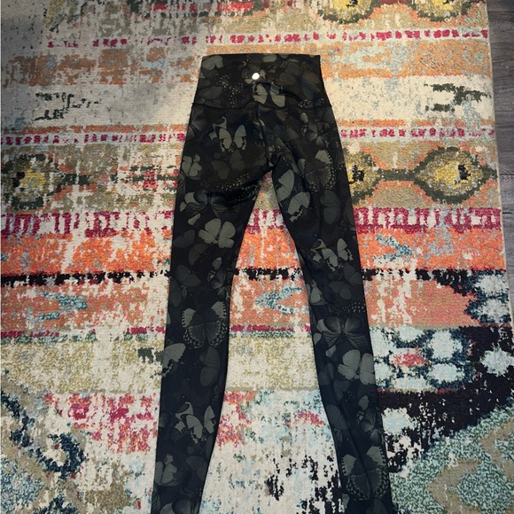 Lululemon Wunder Under Pant in Biggie So Fly Butterfly Fatigue Green Black - Picture 5 of 6